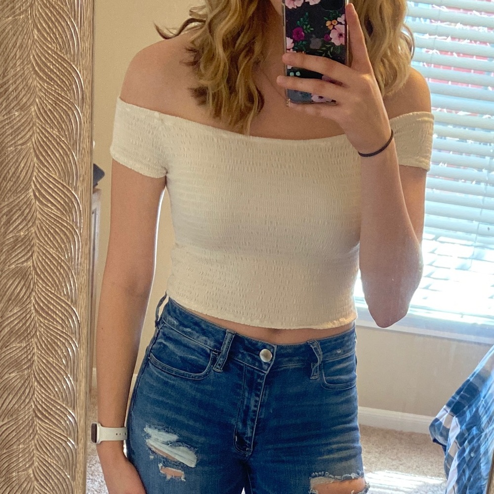 Brandy Melville Smocked Off the Shoulder Top | OS - Picture 1 of 2